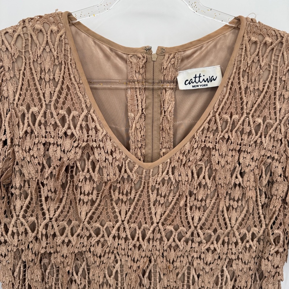 Cattiva New York Crochet Lace Dress Sz M Tiered Ruffle Sheath Cocktail Fairy - Picture 2 of 11